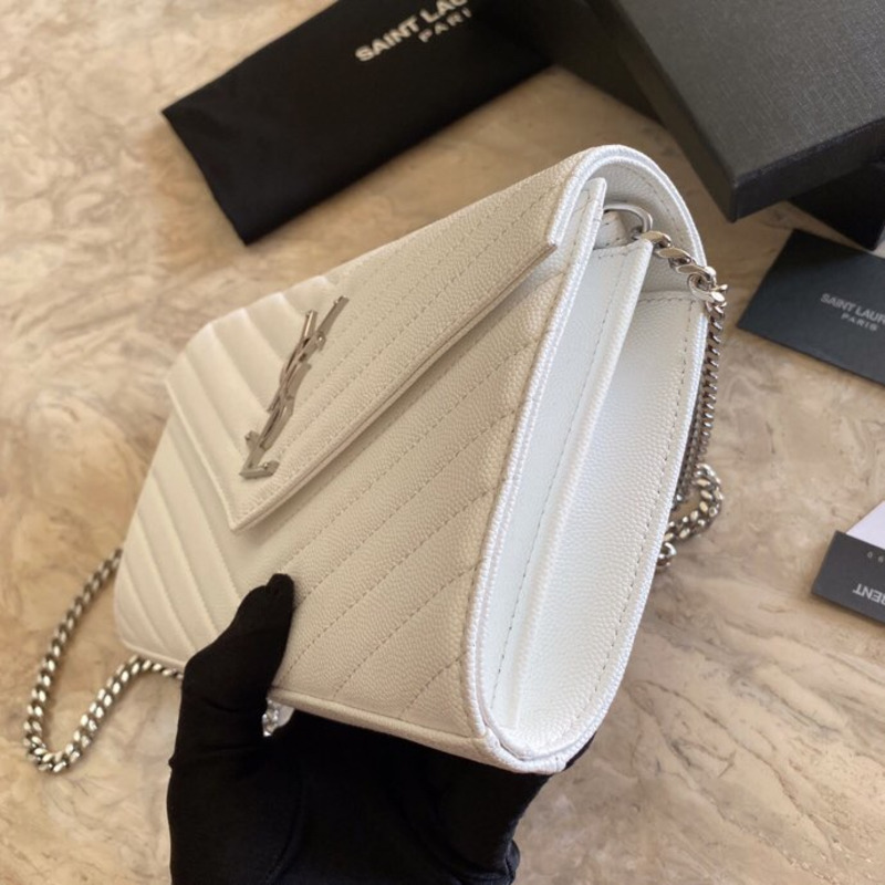 SAINT LAURENT Monogramme quilted textured-leather shoulder bag white