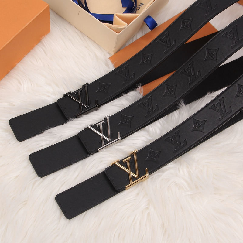 LV INITIALES 40MM HISTO BLACK LEATHER GOLD LV