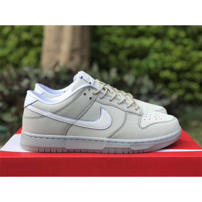Nike Dunk  Low 