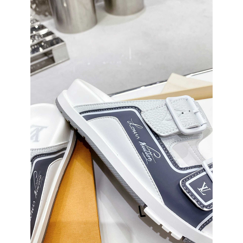 l**is V*t*n leather sandals in grey