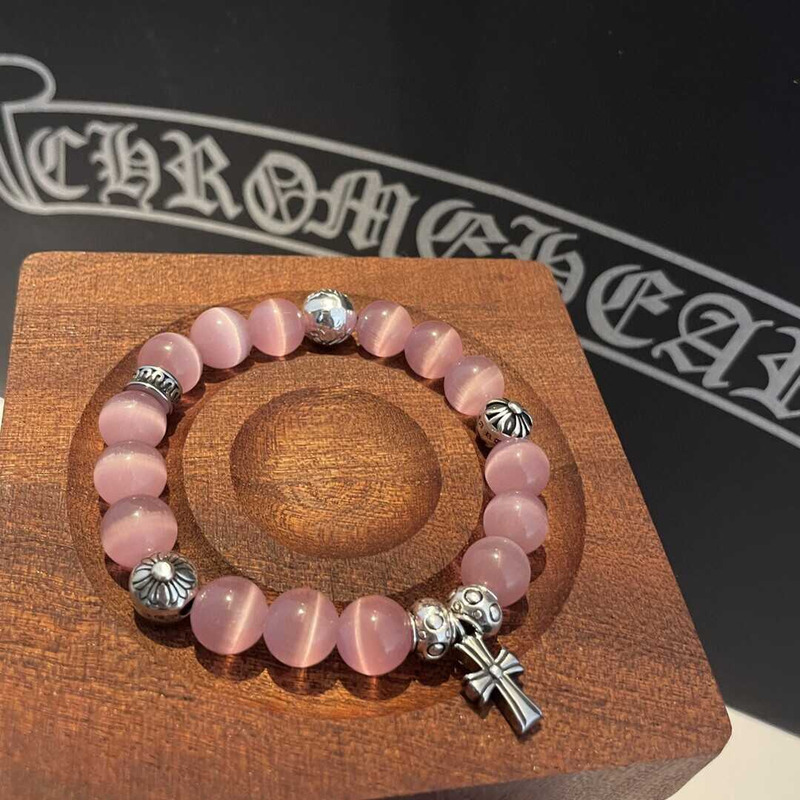 Ch*0me He**ts bead bracelet
