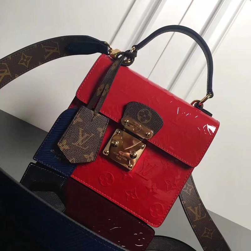 l**is V*t*n spring street bag patent leather red