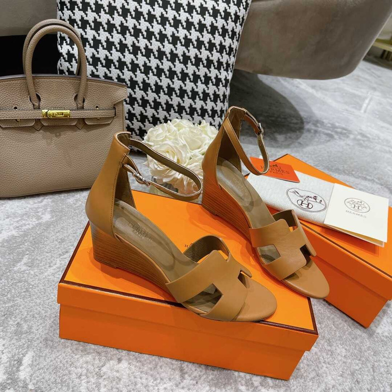 H**mes legend sandals brown