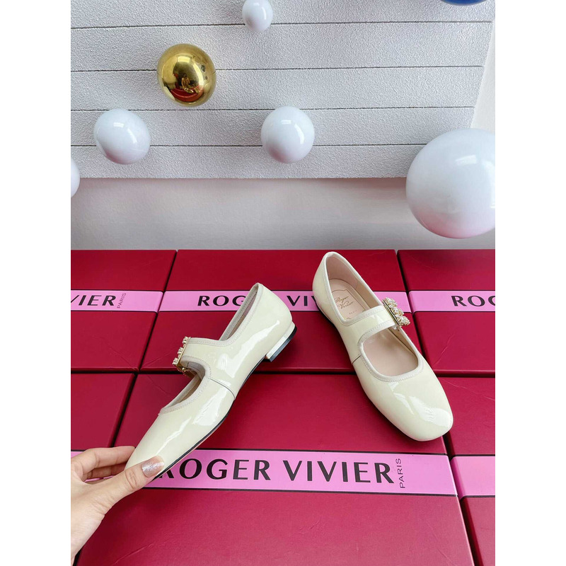 roger u1u1er très u1u1er babies patent leather ballet flats beige