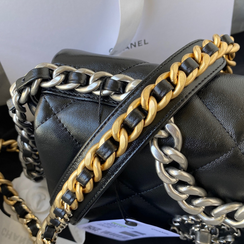Ch*el lambskin quilted medium Ch*el 19 flap black