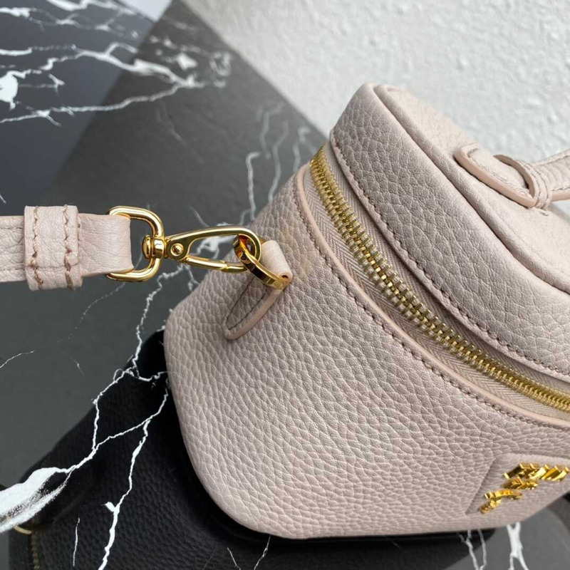 Pra*a re-edition 2005 shoulder bag nylon mint  pink