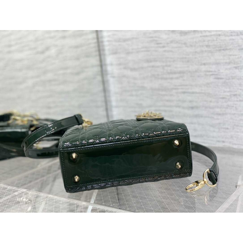 D*or small lady D*or patent leather dark green