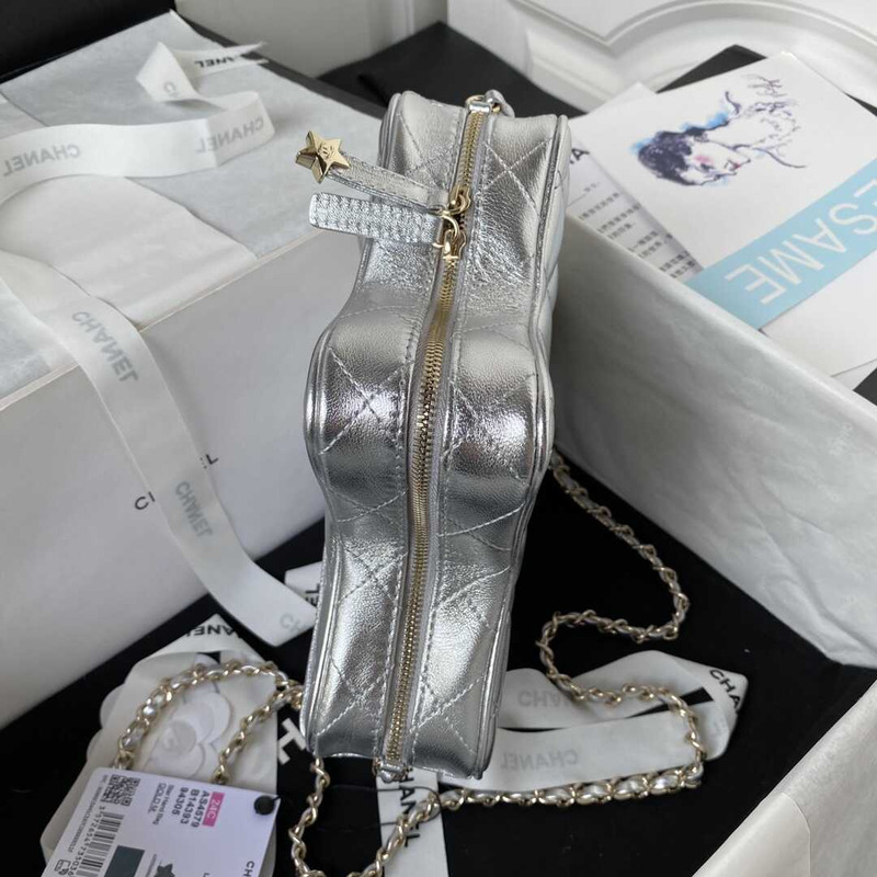 Ch*el star handbag metallic lambskin & gold-tone metal silver