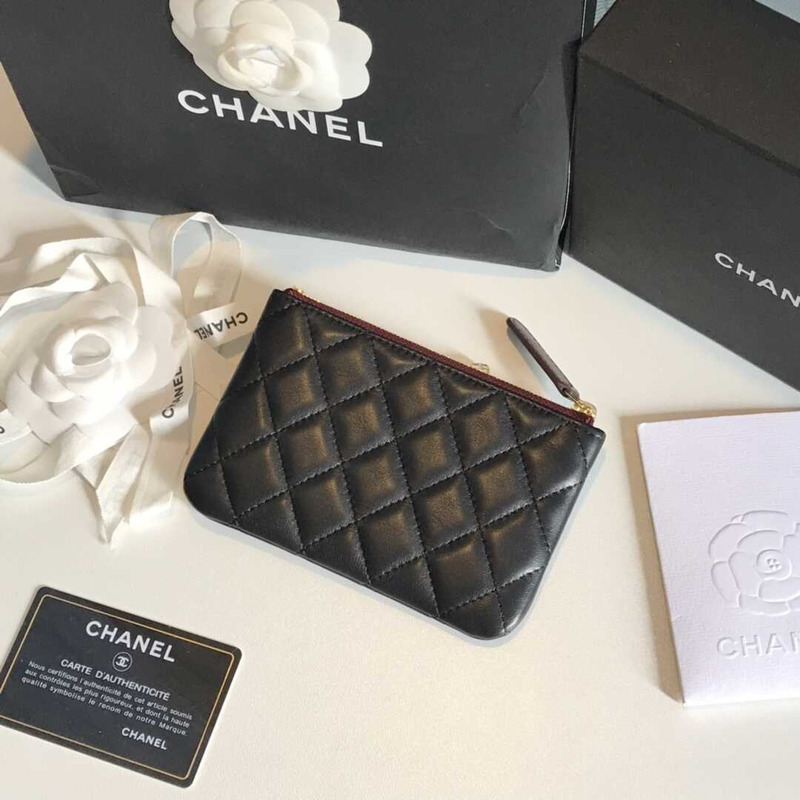 Ch*el lambskin wallet black