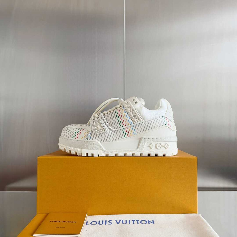 l**is V*t*n trainer maxi sneaker in white