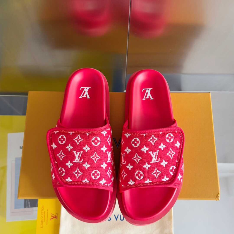 l**is V*t*n miami mule monogram red