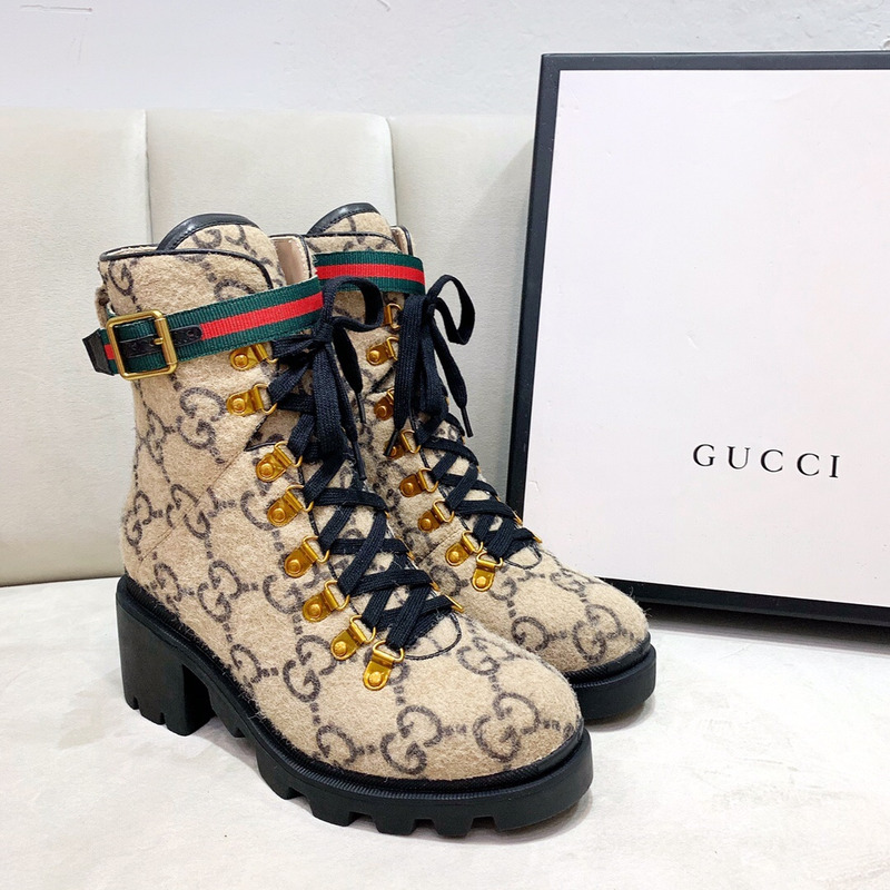 G*u*i  wool ankle boot